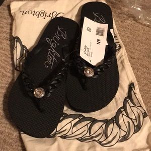 NWT Black Chain Link Flip Flops